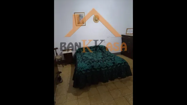 SE VENDE CASA CON LOCAL ABAJO EN FIÑANA ZONA CENTRO — 30