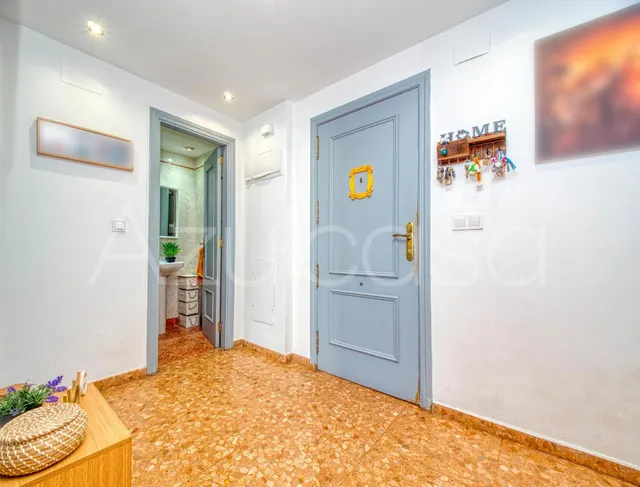 Ático en venta de 2 dormitorios y 2 baños en Gran Vía, Alicante — 16