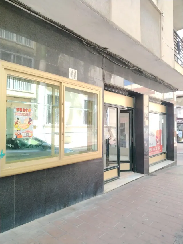 LOCAL COMERCIAL EN EL CENTRO — 2