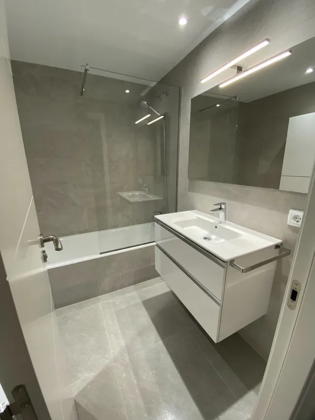A estrenar  piso ctra valldemosa 114 m2 3 dormitorios 2 baños — 12