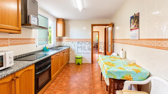 Exclusivo chalet pareado de esquina en la urbanización mira la costa – sierra helada, Benidorm — 7
