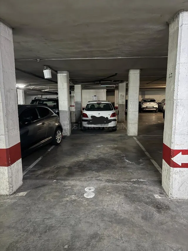 Garaje venta en Castellón, zona Ronda Mijares, plaza amplia  - foto 3