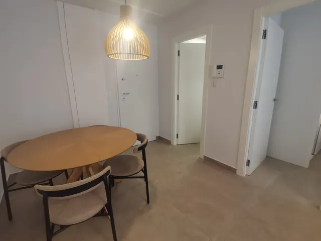 Apartamento 1 habitación 57m² en venta - Estacion de autobuses — 24