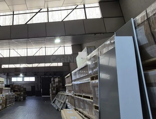 NAVE INDUSTRIAL EN RUBÍ - foto 4