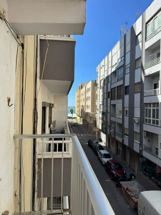 SE ALQUILA PISO PARA TEMPORADA ESCOLAR - foto 4