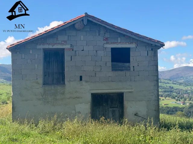 Cabaña tradicional con excelente parcela y vistas panorámicas en Selaya — 8