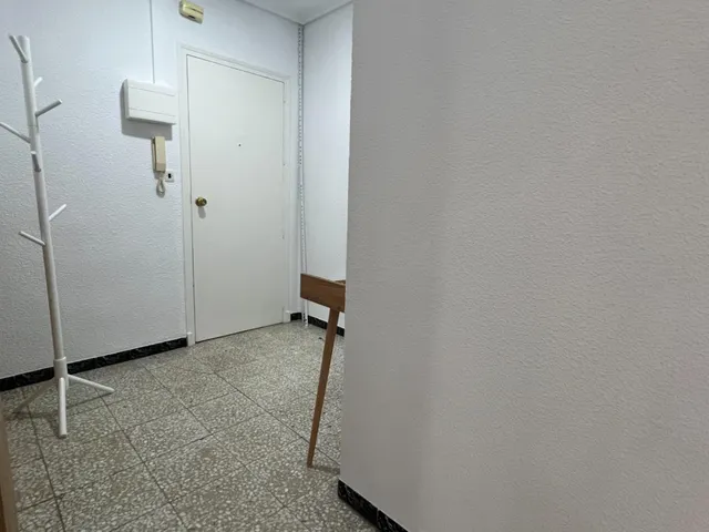 Piso en Alquiler cerca del CEU Cardenal Herrera solo para estudiantes — 44