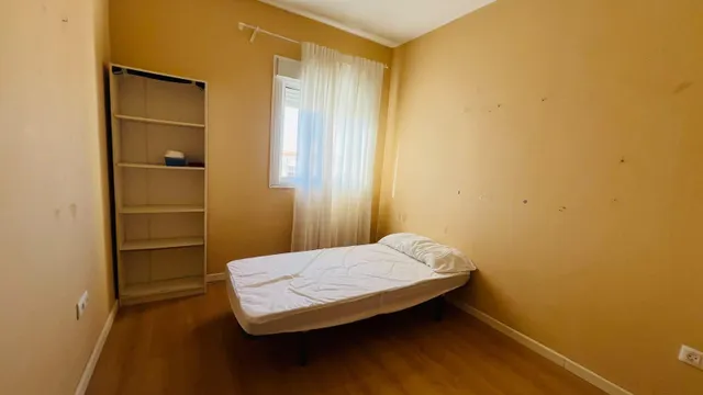 ZONA CARLOS III – SAN FERNANDO - ¡PISO CON 3 habitaciones MUY LUMINOSO! — 16