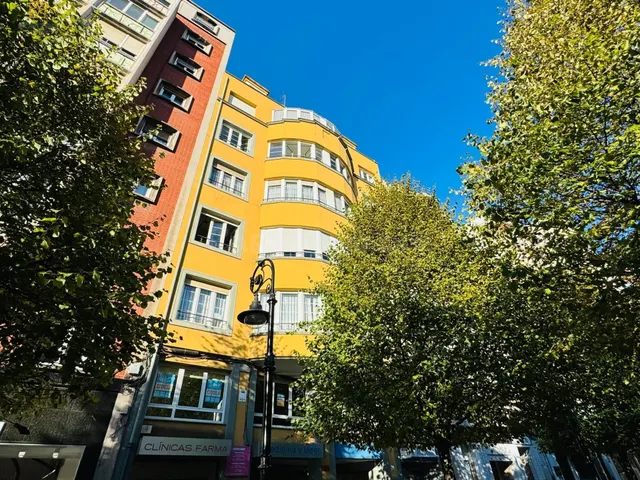 AMPLIO PISO EN ALQUILER TEMPORAL EN EL CORAZÓN DE GIJON - foto 2