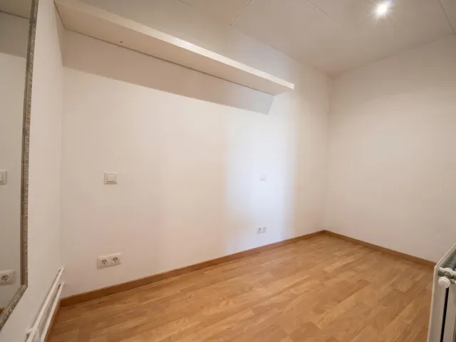 ÁTICO EXTERIOR CON TERRAZA, LUZ NATURAL Y PRIVACIDAD EN L’HOSPITALET — 20
