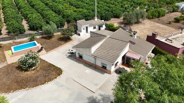 CHALET A LA VENTA EN PEDRALBA - foto 2