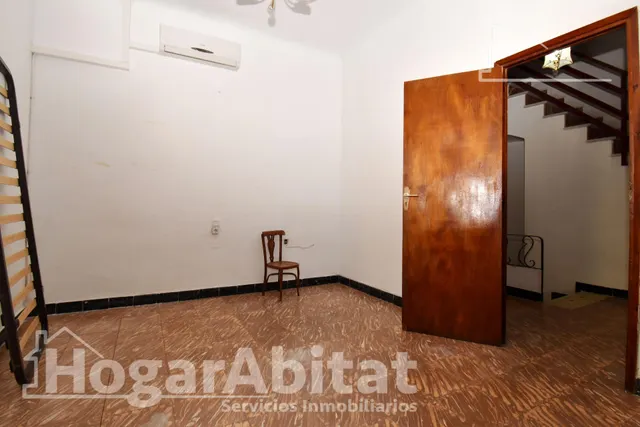 ¡Centro de Pego! Ático dúplex amplio, esquinero y semireformado con terraza y trastero — 23