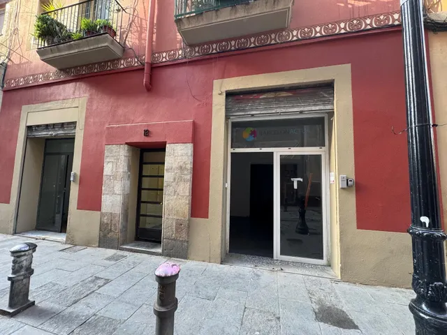 Local comercial - Carrer de l'Om — 13