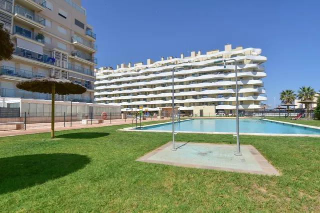 ALQUILER TEMPORAL EN LA PLAYA DEL PUIG — 34