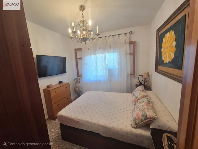 Chalet en terreno urbano — 30
