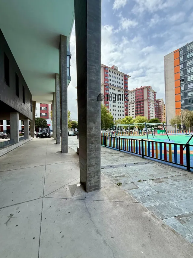 Despacho 1 habitación 67m² en venta - Navia — 43