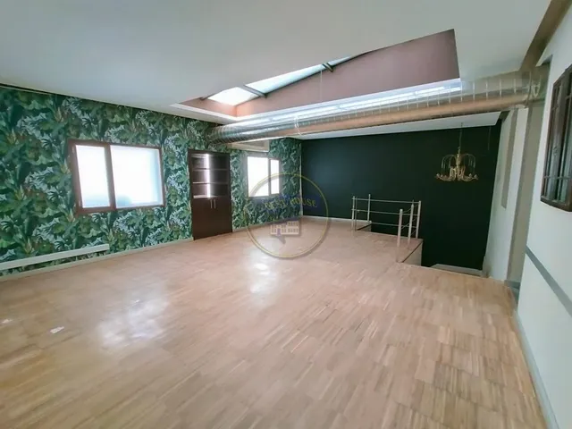 LOCAL CON SALIDA DE HUMOS, CON LICENCIA DE "RESTAURANTE SIN MÚSICA" EN EL CASCO VELLO — 11