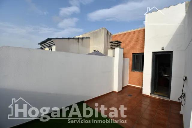 ESTUPENDO ADOSADO SEMINUEVO CERCA DE LA PLAYA CON DOBLE TERRAZA, GARAJE Y TRASTERO — 22