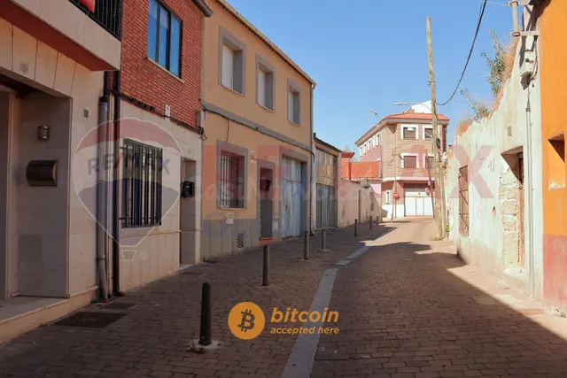 Encantadora casa de pueblo en Íscar: amplitud, confort y el  - foto 3