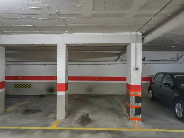 Plaza de parking en venta para coche pequeño, motocicletas o remolque - ECONOMICO — 17