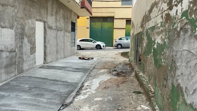 ¡Oportunidad Inversores! Terreno Urbano Residencial de 394 m2 en Carlos Haya, Málaga — 11