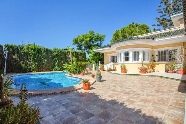 Oportunidad villa de lujo con mas de 500m2 de vivienda — 2