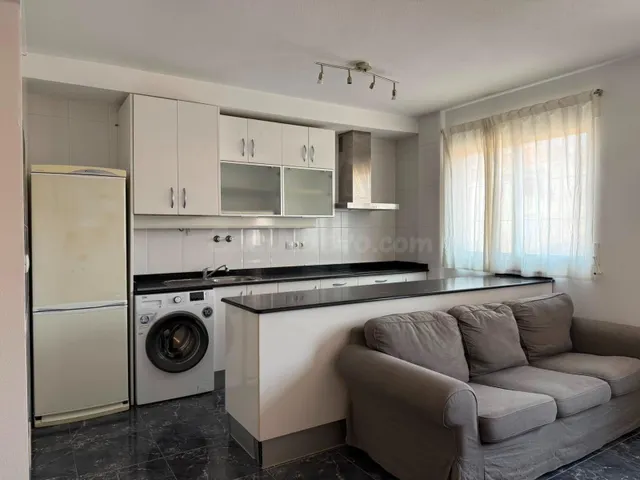 Apartamento de 1 dormitorio con garaje y trastero en Molina 
