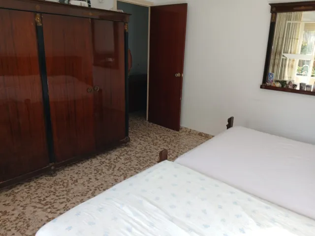 Casa independiente con garaje — 18