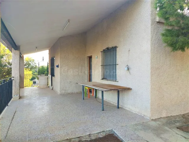 Se vende casa de campo (10.000 m2) en Crevillente 4 dormitor
