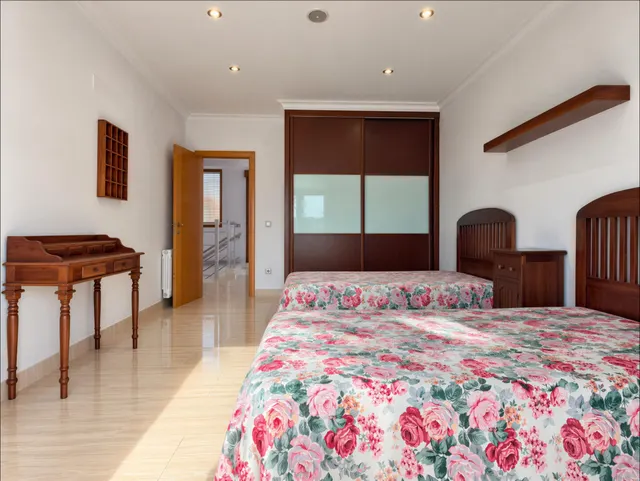 ESPECTACULAR CASA A LA VENTA EN ALBALAT DELS SORELLS — 50