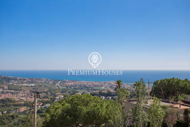 Espectacular Casa en Alella con Vistas al Mar y Dos Viviendas — 7