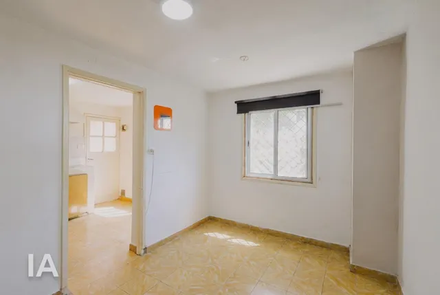CASA UNIFAMILIAR CON TERRENO URBANO Y GRANDES POSIBILIDADES EN OFRA — 38