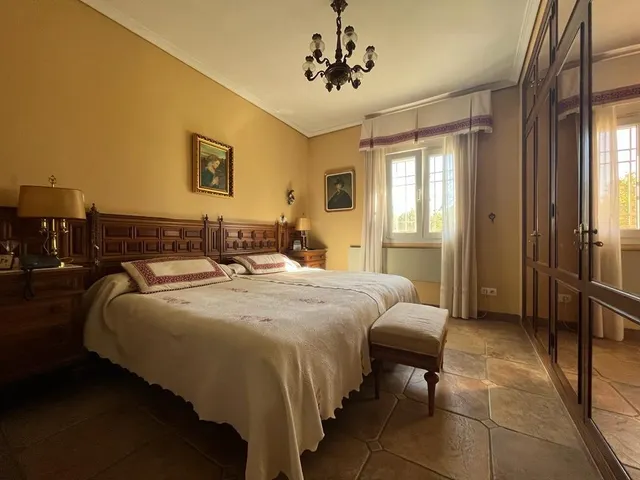 PARCELA DE 3000 M2 SEGREGABLE EN TRES CON DOS CHALETS — 16
