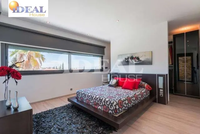 Ref.: A8488G7. Increible chalet de lujo y diseño, parcela 1500 m2,  piscina propia, pista de padel. — 20