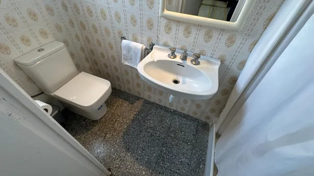HOSTAL EN 1º LINEA DE MAR — 33
