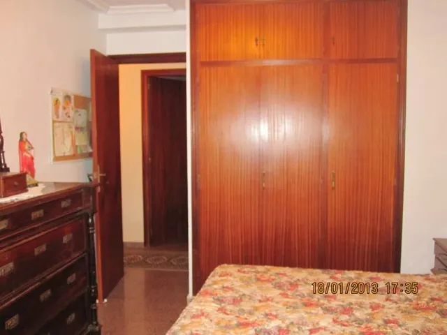CHALET EN CASCO URBANO — 24