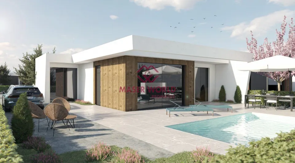 VILLAS DE OBRA NUEVA DE UNA SOLA PLANTA EN CAMPO DE GOLF ALTAONA , MURCIA