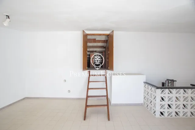 Espectacular Casa en Alella con Vistas al Mar y Dos Viviendas — 27