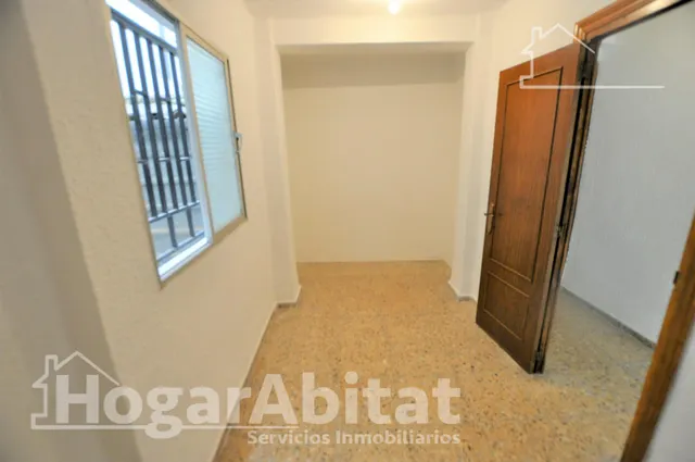 Dos terrazas privadas en esta luminosa planta baja exterior — 23