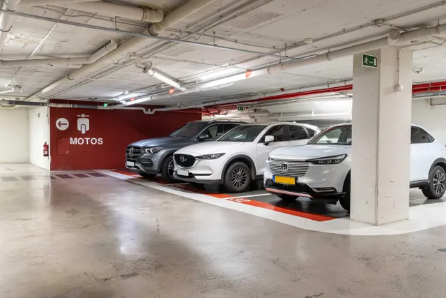 Parking 12m² en alquiler - Eixample — 7