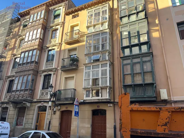 Edificio en rentabilidad situado en la calle Sagasta de Logroño — 2