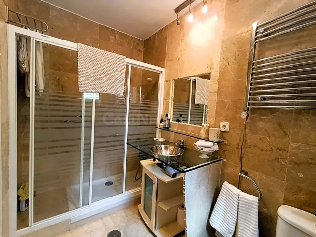 ¡Gran Oportunidad! Villa de Ensueño a Solo 635.000 € en Orihuela Costa — 49