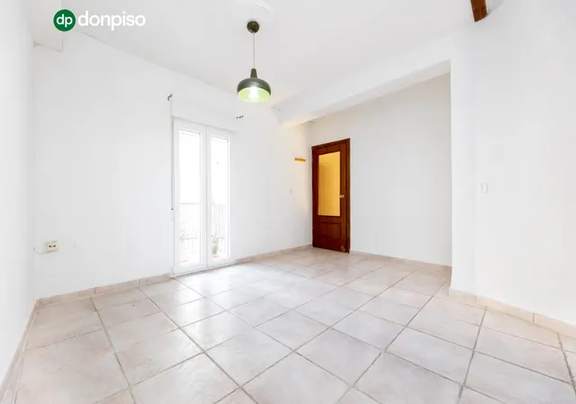 ☀️ Luz, balcón y ubicación: una oportunidad única en Acera de San Ildefonso — 8