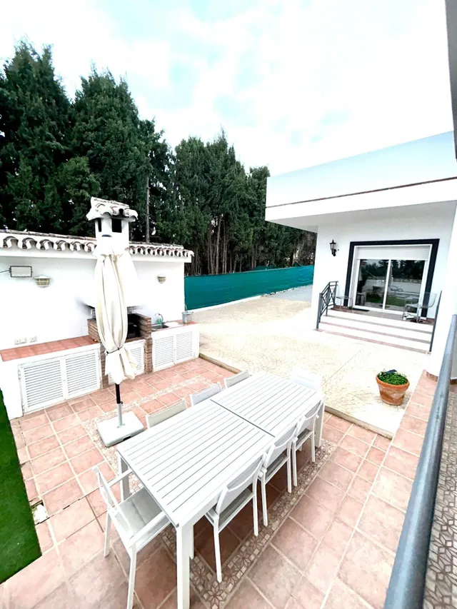Fantástica villa mediterránea en venta — 9