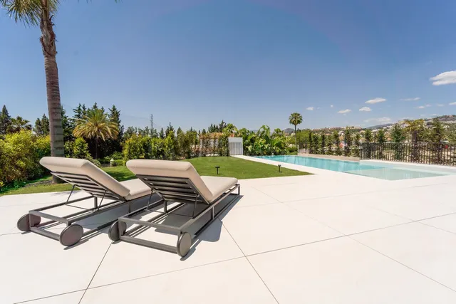 Chalet 5 habitaciones 454m² en venta - Marbella - foto 3