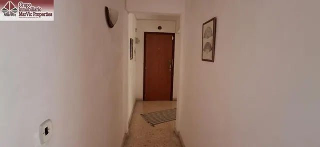 Amplio Piso en el Corazón de Villajoyosa con Múltiples Posibilidades — 21