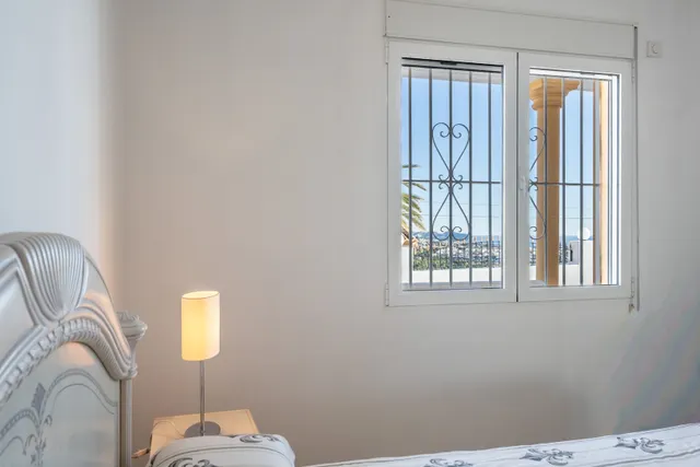 Villa 4 habitaciones 264m² en venta - Cucarres — 36