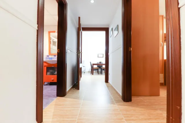 Amplio piso de 3 dormitorios con terraza, garaje y trastero en Las Lagunas — 19