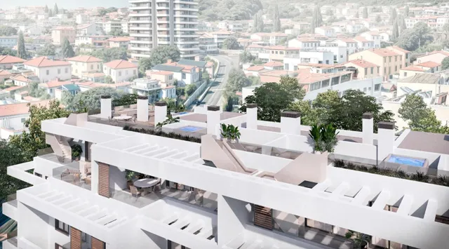 Torremolinos - Piso, 2 Dormitorios, Terraza, Piscina, Jardín, Garaje y Trastero — 17