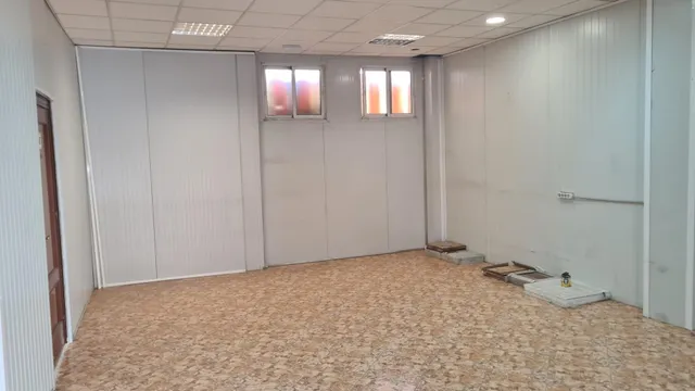 Local en Maracena listo para comenzar actividad — 9